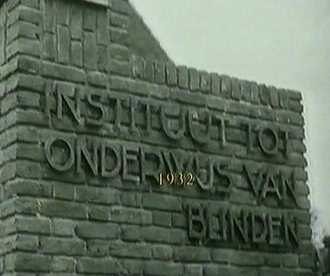 Catalogusafbeelding bij de korte film van het koninklijk bezoek in 1932 (de film zelf staat bij de Historische Kring Bussum).